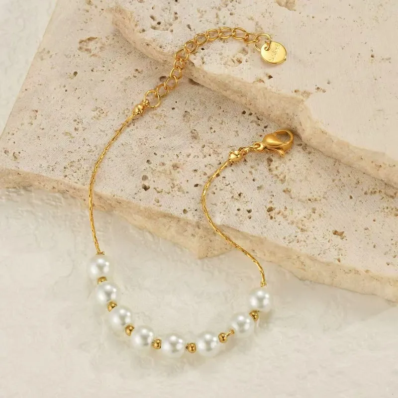 Aurelia Pearl Bracelet - Image 3