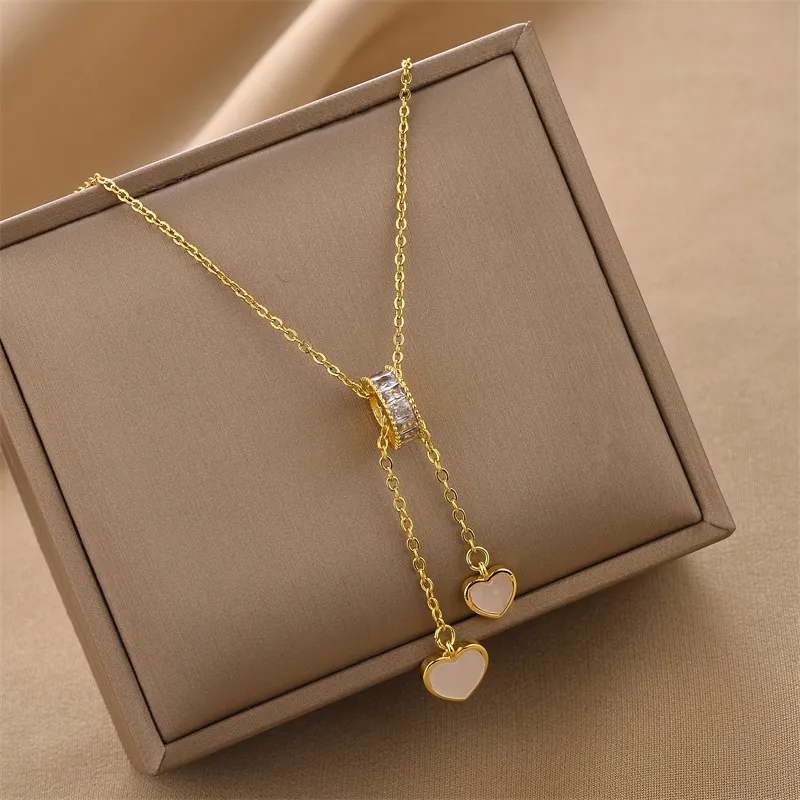 Valentina Heart Necklace - Image 3